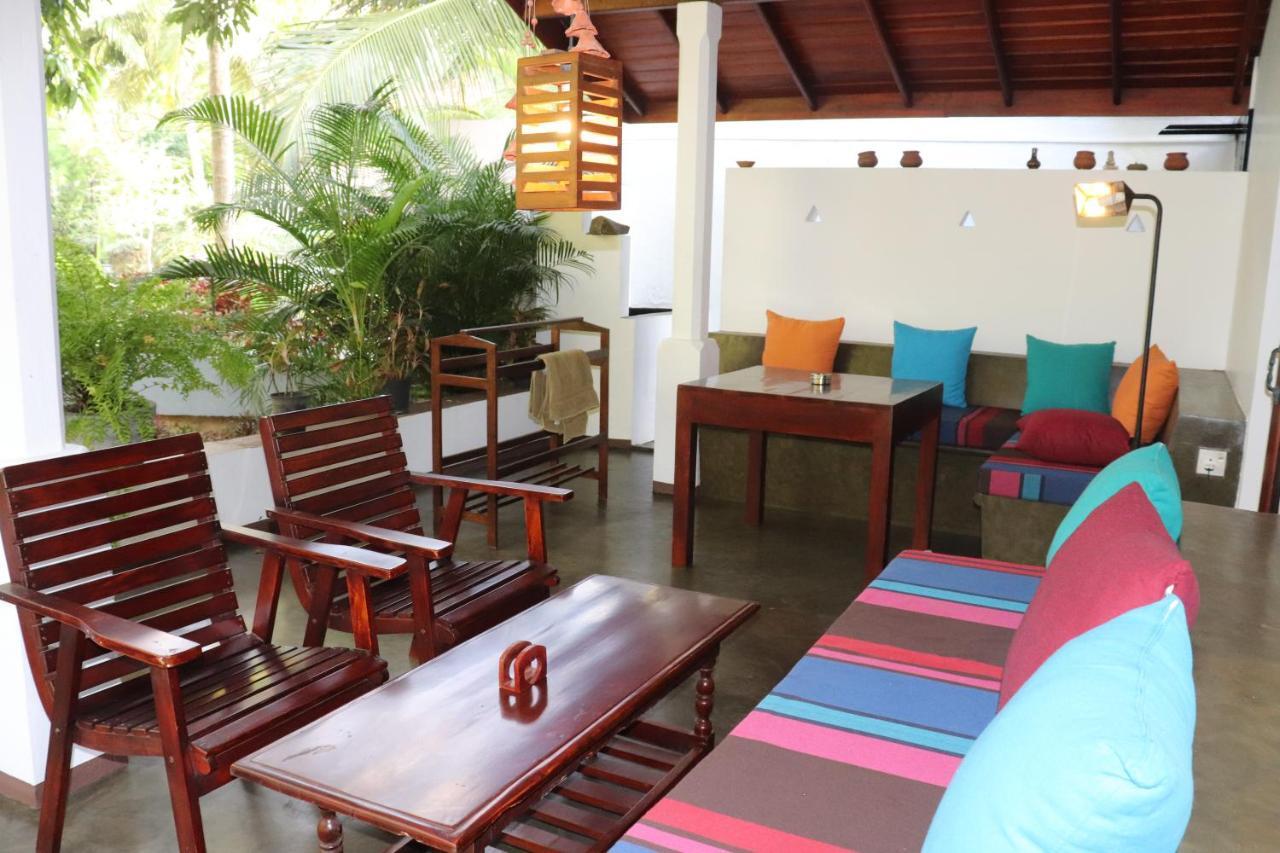 Goyambokka Guesthouse Tangalle Ngoại thất bức ảnh