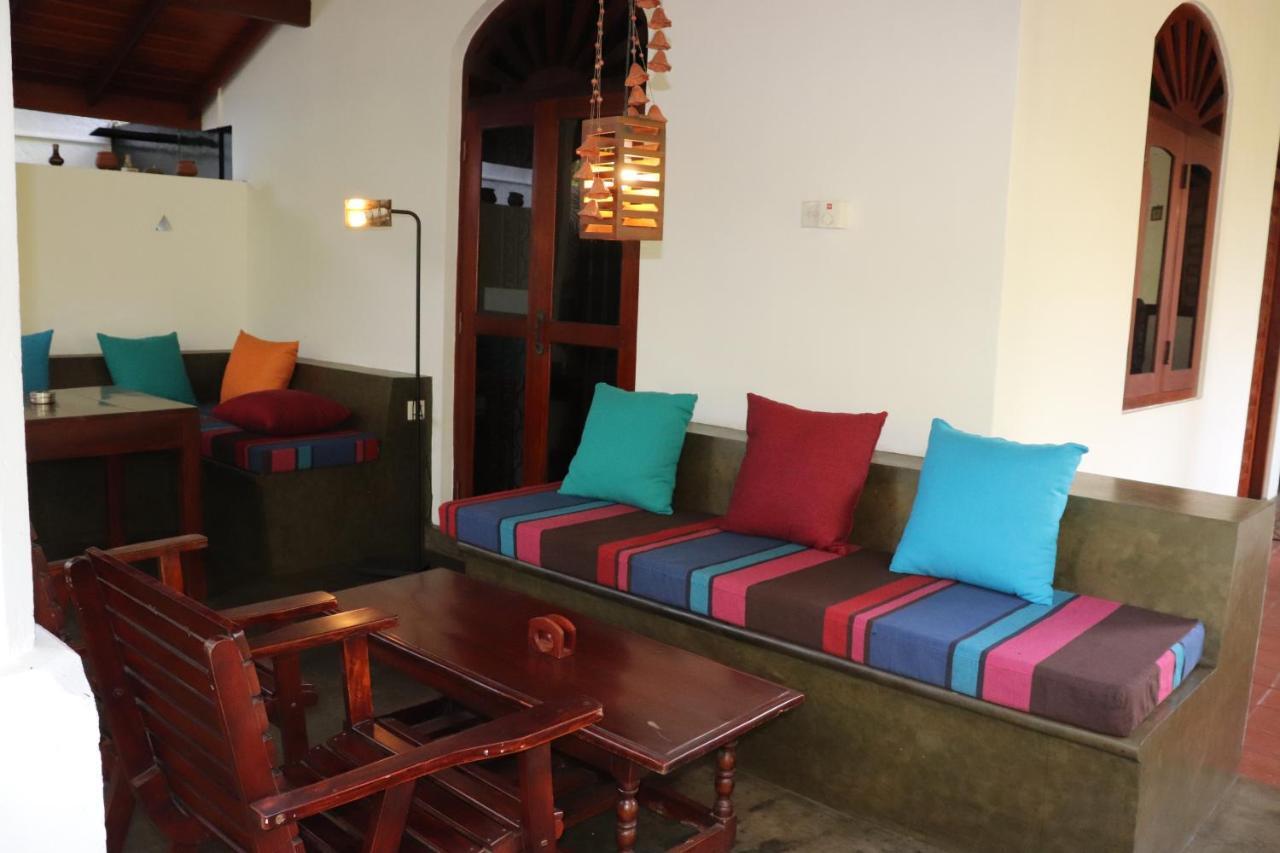 Goyambokka Guesthouse Tangalle Ngoại thất bức ảnh